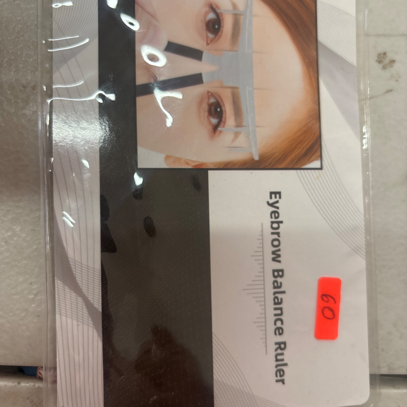 Eyebrow balance ruler