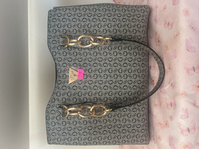 Bolsa Guess Gris con negro
