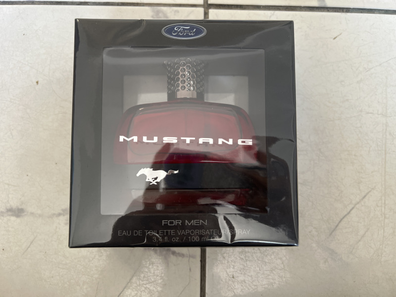Perfume hombre mustang