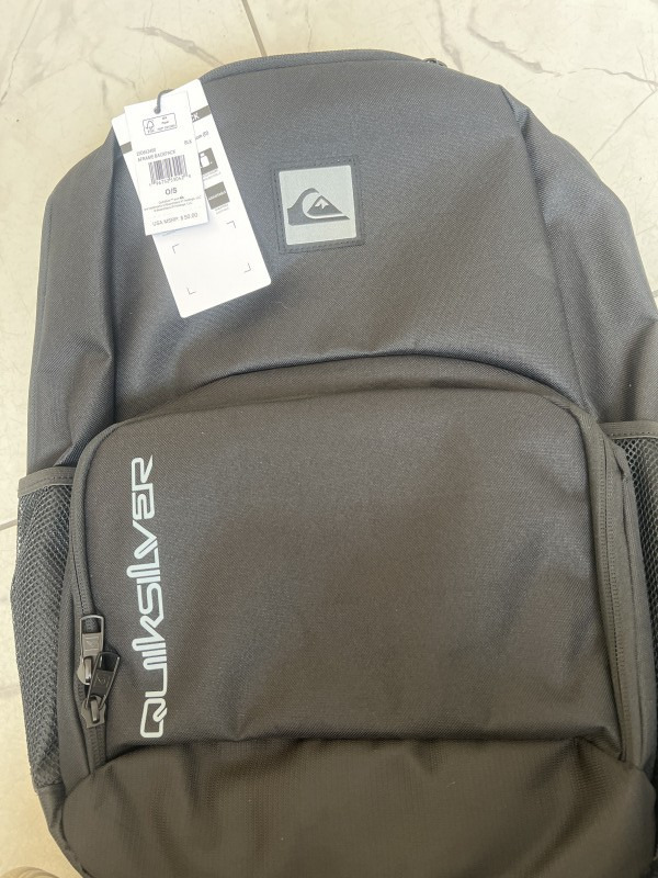 Mochila negra quicksilver