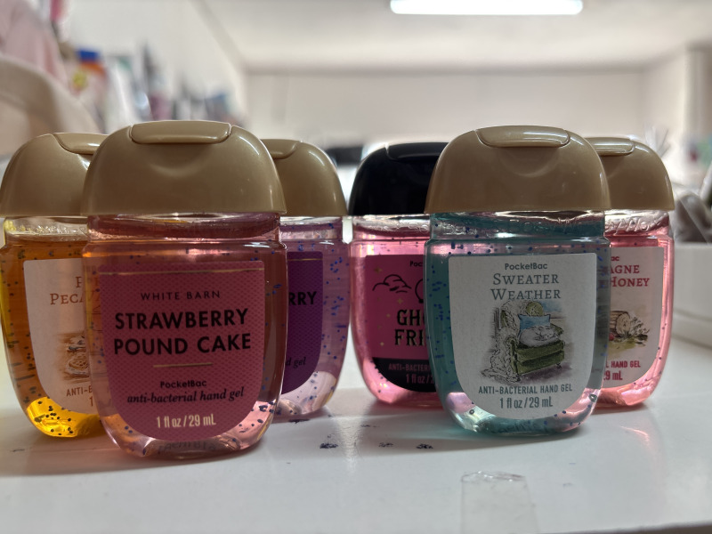 Gel antibacterial bath & body